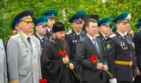 Хабаровский священник принял участие в торжественном митинге в честь Дня пограничника
