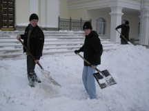 Уборка снега